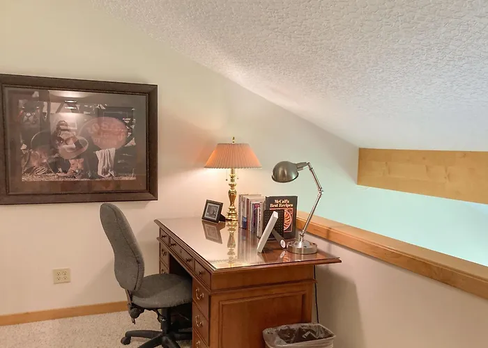 4412 Mackinaw Apartment *