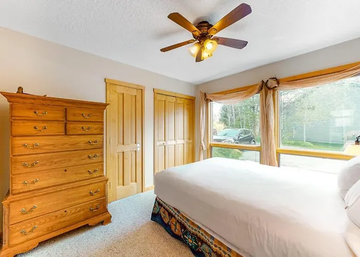 4412 Mackinaw * Wilson