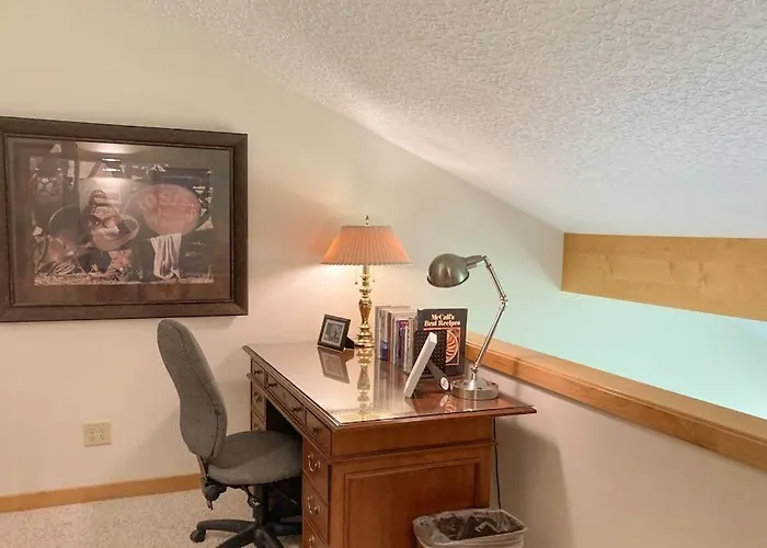 Apartment 4412 Mackinaw Wilson